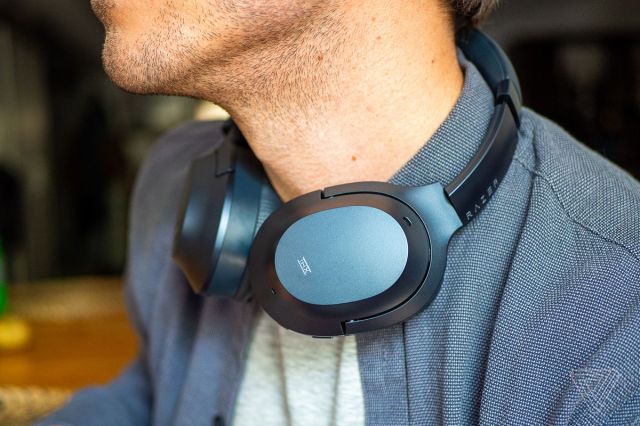 Razer Opus worn around the next