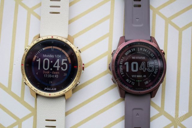 The Grit X Pro (left), and the Garmin Fenix 7S.