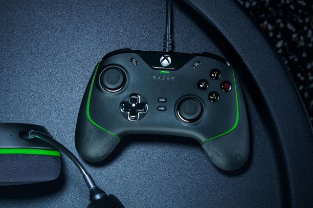 Razer Wolverine V2