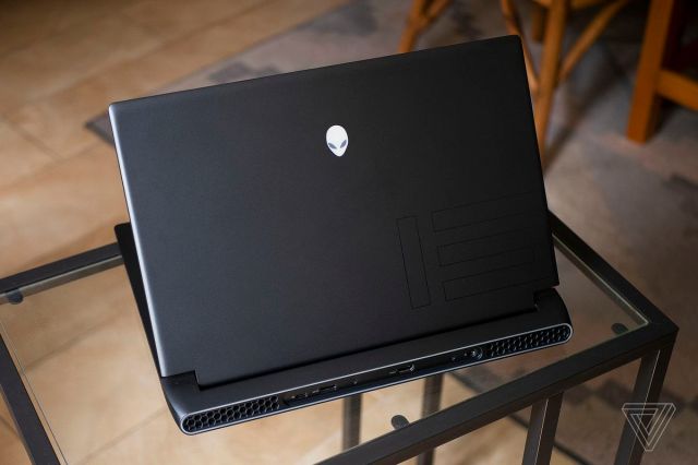 Alienware M15 R5 Ryzen Edition