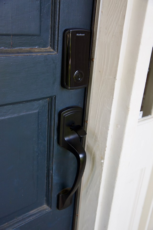 The Halo blends in nicely with a contemporary Kwikset door handle set. But it’s a shame about the prominent branding.