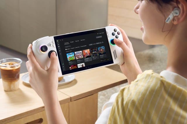 The Xbox Ally with the new full-screen Xbox experience on Windows.