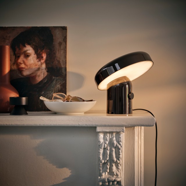 The Blomprakt is an LED table lamp featuring a Bluetooth speaker integrated into its top. It’s part of Ikea’s new focus on smart home and sound as it moves on from Zigbee and Sonos.