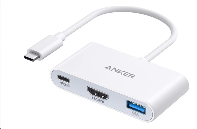 USB C hug with three ports