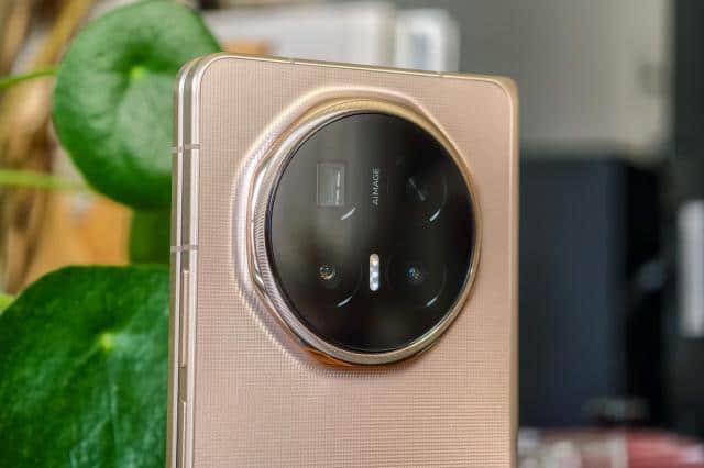 Photo of Honor Magic V6 rear camera