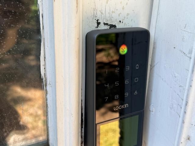 That is an emoji. On my door.