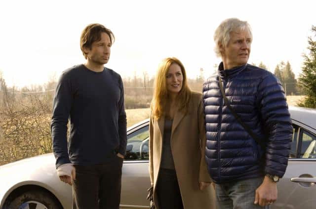 David Duchovny, Gillian Anderson, and Chris Carter on the set of The X-Files: I Want to Believe.