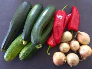 Składniki na ketchup z cukini