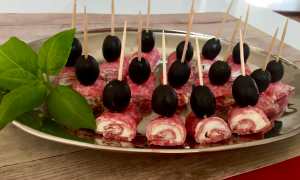 Roladki z ogórka z twarożkiem i łososiem - E3E91F04 43C2 493A 8350 3900DA983087