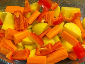 Jednogarnkowy obiad z piekarnika: kurczak pieczony z warzywami - 7FAFAD99 798F 47D1 8565 801AEE23956B