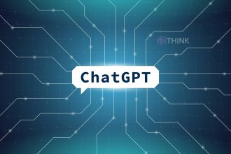 Logo de ChatGPT sobre una red de circuitos, una ilustración del análisis sobre cuánta electricidad consume esta tecnología.