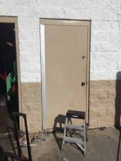 Jiffy Lube Door And Lock Replacement