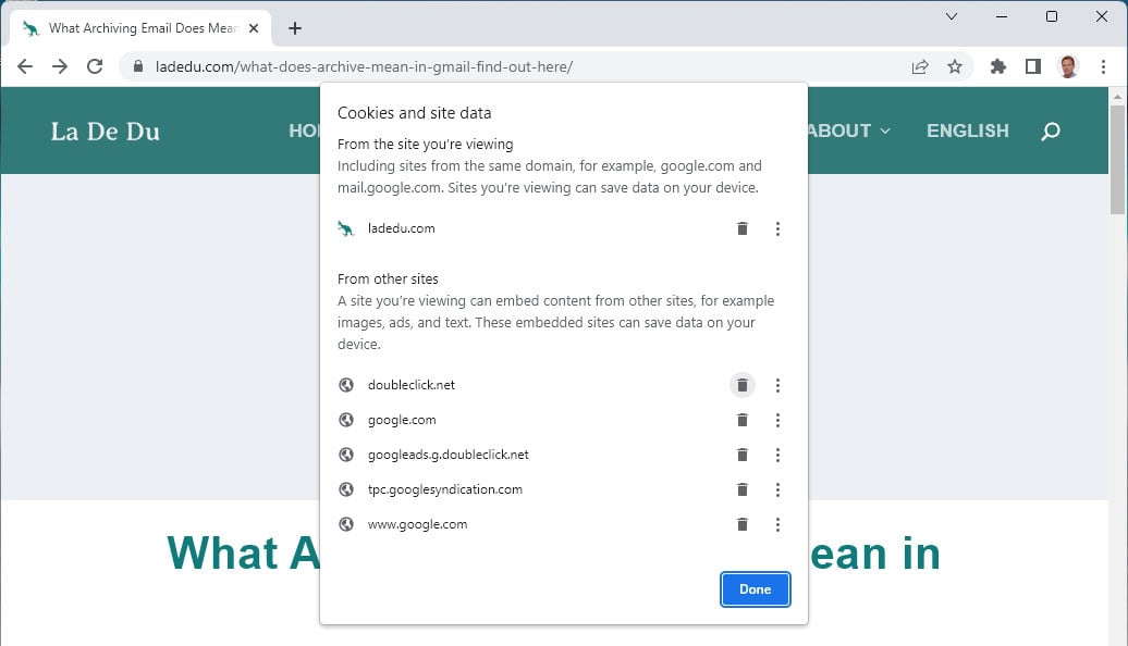Use the trash icon to remove one domain’s cookies