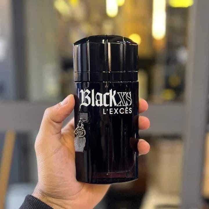 ⁦بلاك ليكزيس⁩ - الصورة ⁦1⁩