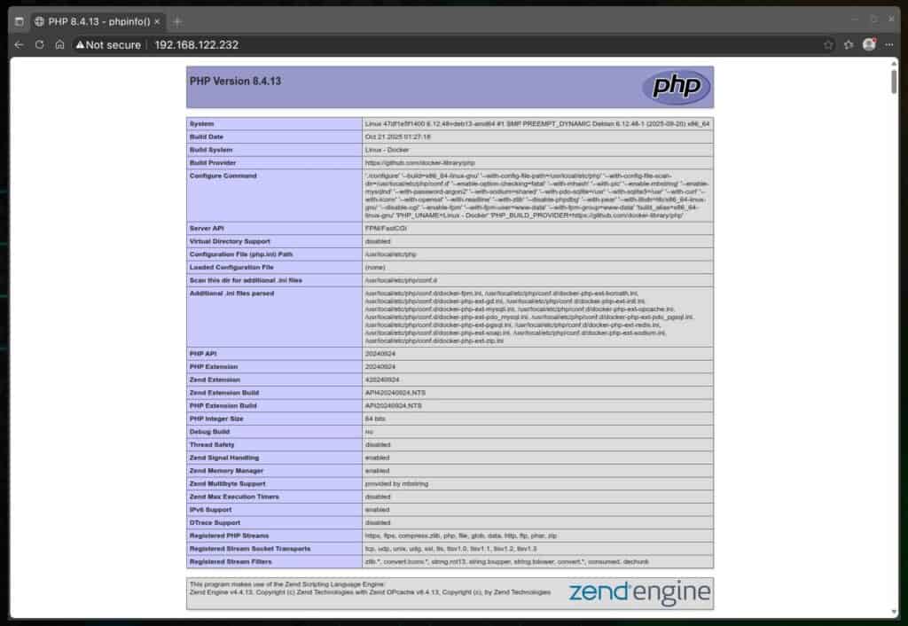 The Apache container with PHP support has been successfully started.