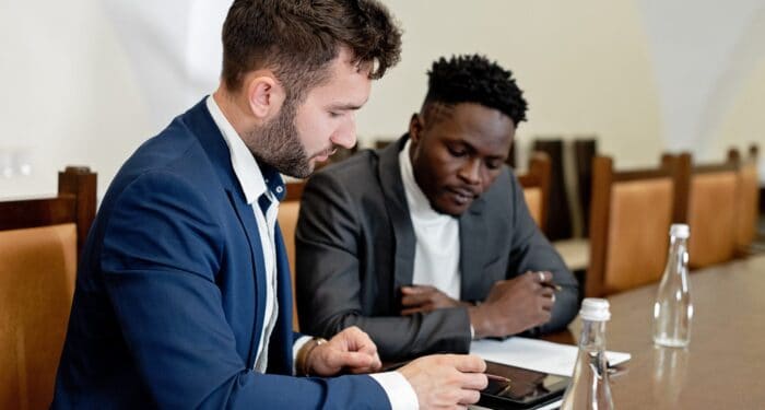 Resolving Disputes Out of Court: Understanding Mediation & Arbitration