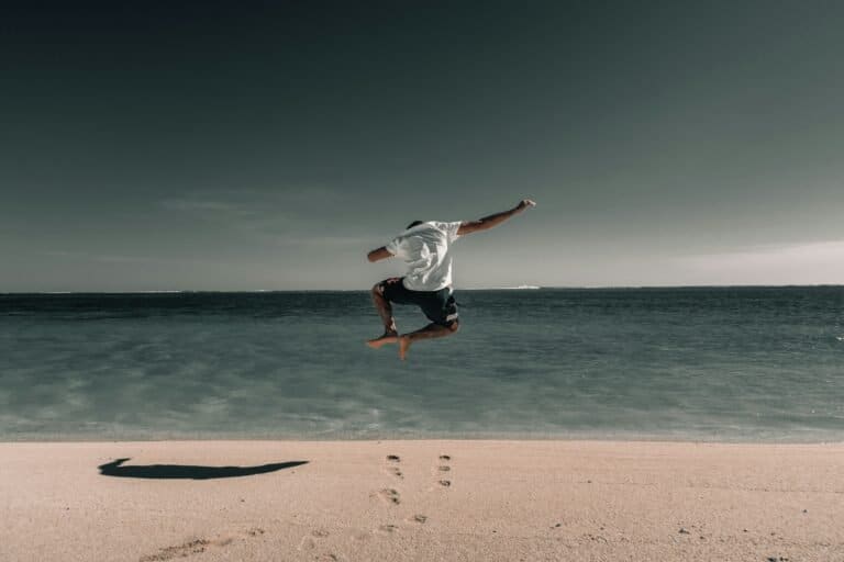 One Person Business: A Filosofia de Dan Koe para Trabalhar Menos, Ganhar Mais e Viver Melhor