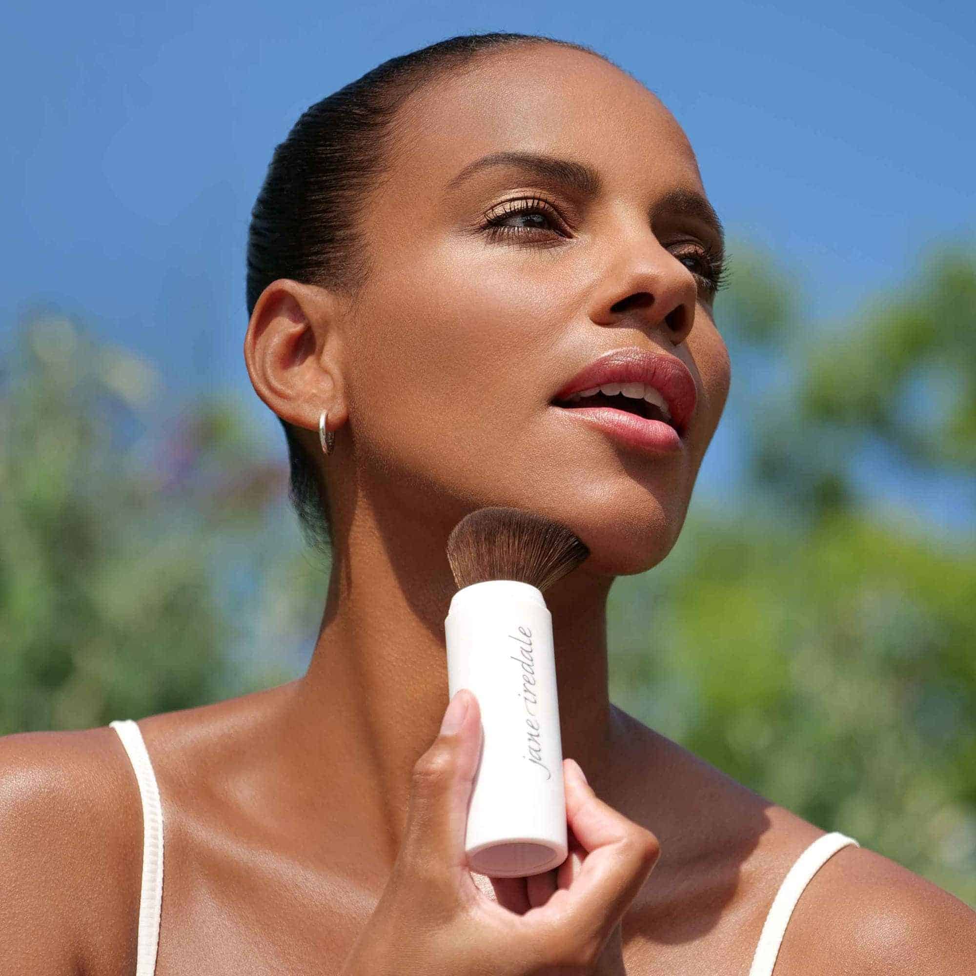 Jane Iredale SPF30 防曬粉掃增量禮盒 - Image 4