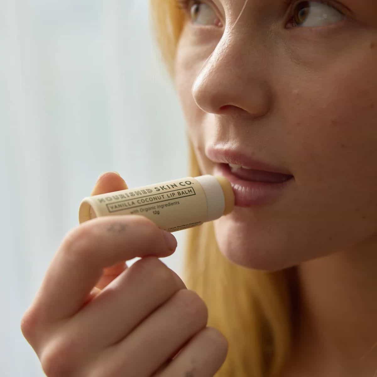 Nourished 雲呢拿椰子滋養潤唇膏 12g - Image 3
