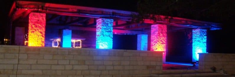 Verhuur van LED gevelverlichting. Buitenverlichting huren kan bij PartyDJ te Aalst, Oost Vlaanderen.