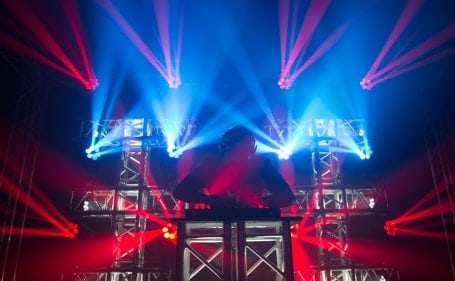 Verhuur van Chauvet DJ Intimidator Trio moving head spot lichteffect. Moving heads huren kan bij PartyDJ uit Aalst, Oost Vlaanderen