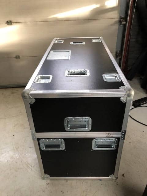 Flatscreen huren ⌀55"/135cm. Beeldscherm verhuur bij PartyDJ uit Aalst, Oost Vlaanderen.