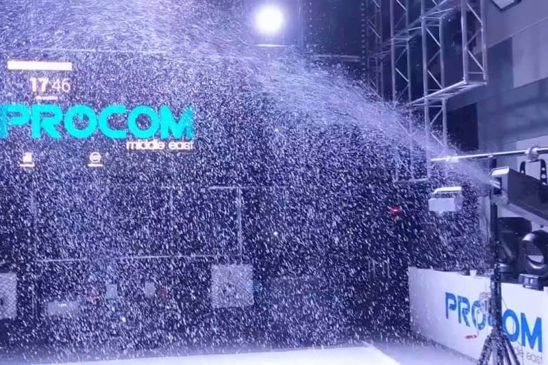 Verhuur van Antari SW-250 sneeuw machine. Krachtige sneeuwmachines huren bij PartyDJ uit Aalst, Oost Vlaanderen.