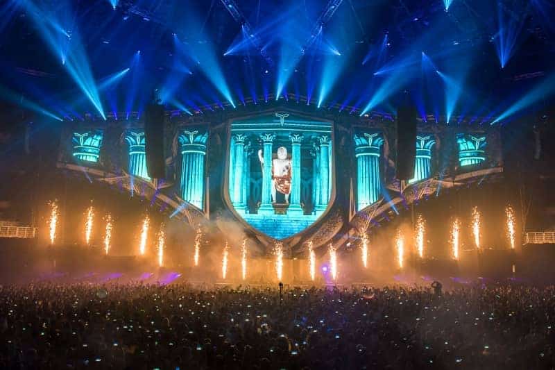 Sparkular Huren? Verhuur van vuurfontein Showven BT01 bij PartyDJ uit Aalst, Oost Vlaanderen.