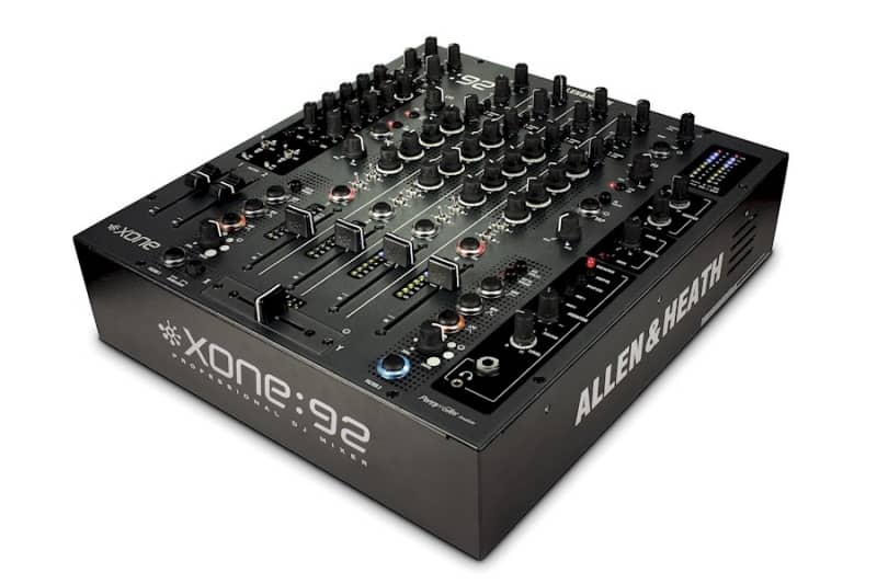 Professionele DJ Mixer Huren. Verhuur van Allen & Heath Xone:92 DJ mengtafel te huur bij PartyDJ uit Aalst, Oost Vlaanderen.