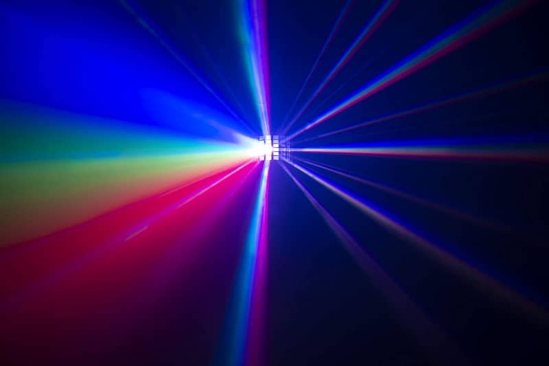 Verhuur van Chauvet DJ Kinta HP derby LED lichteffecten. Veelkleurig derby lichteffect huren kan bij PartyDJ uit Aalst, Oost Vlaanderen.