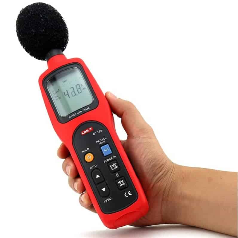 Verhuur van Decibelmeter UNI-T UT352 dB meter huren. PartyDJ uit Aalst, Oost Vlaanderen.