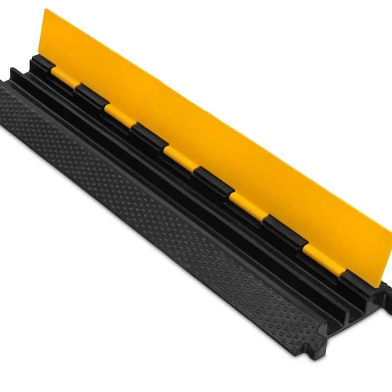 Kabelbrug HD 100cm met 2 Kanalen Huren Verhuur van een robuuste kabelbrug met een breedte van 100 cm en 2 kanalen. Bescherm en structureer uw kabels op een veilige wijze