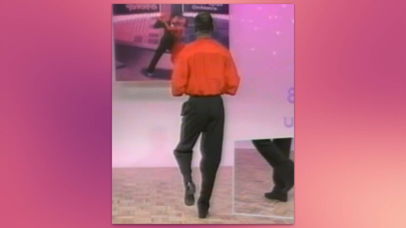 Bailarín de salsa estilo Nueva York Eddie Torres realizando un paso básico.