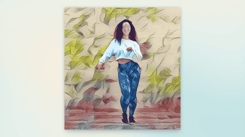 Mujer bailando bachata, mostrando el paso básico.