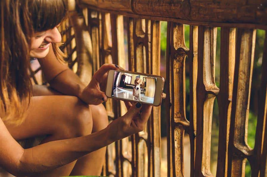 Photos and videos are popular types of content to post to help increase your website traffic and bring readers to your blog.