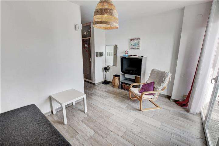 Studio on sale in Benalmadena close to all amenities and sea (2)