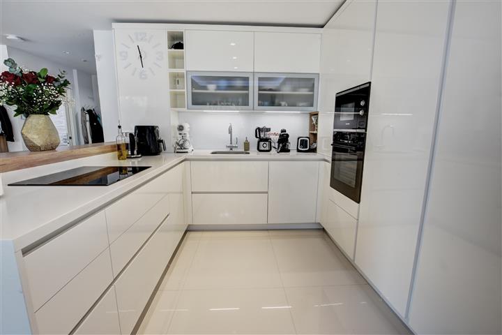 Villa for Sale in Benalmadena Torremuelle close to sea (4)