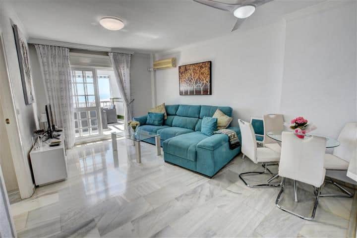 2 bed Property for sale in Benalmadena with panoramic sea views and sunny large terrace - lounge 2