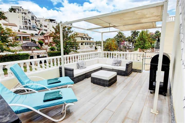 Villa for sale in Benalmadena close to beach and amenities (10)