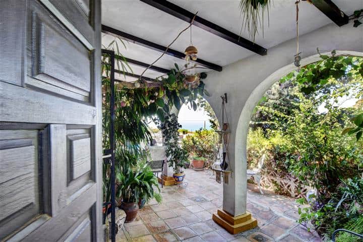 Villa for sale in Benalmadena - Property photo terrace entrance