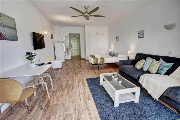 Studio Property for sale in Benalmadena - view of whole property