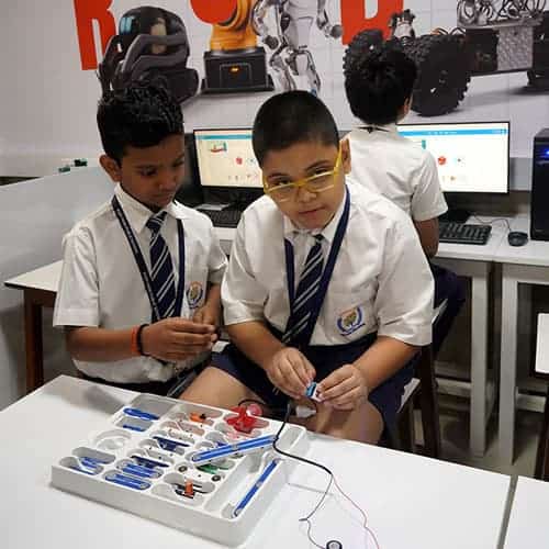 AI & ROBOTICS LAB