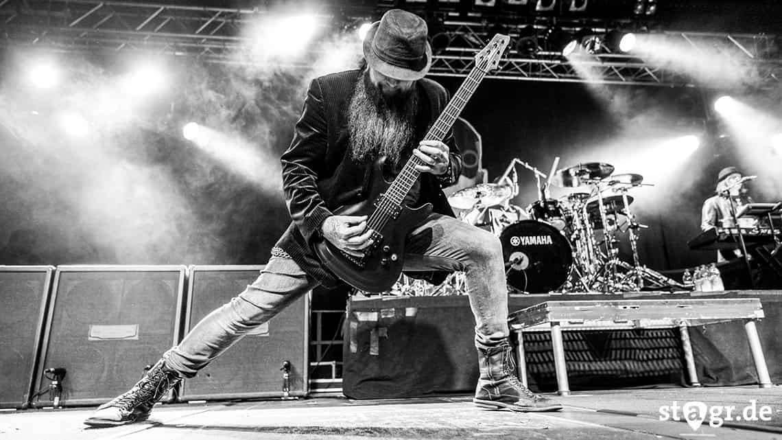Three Days Grace