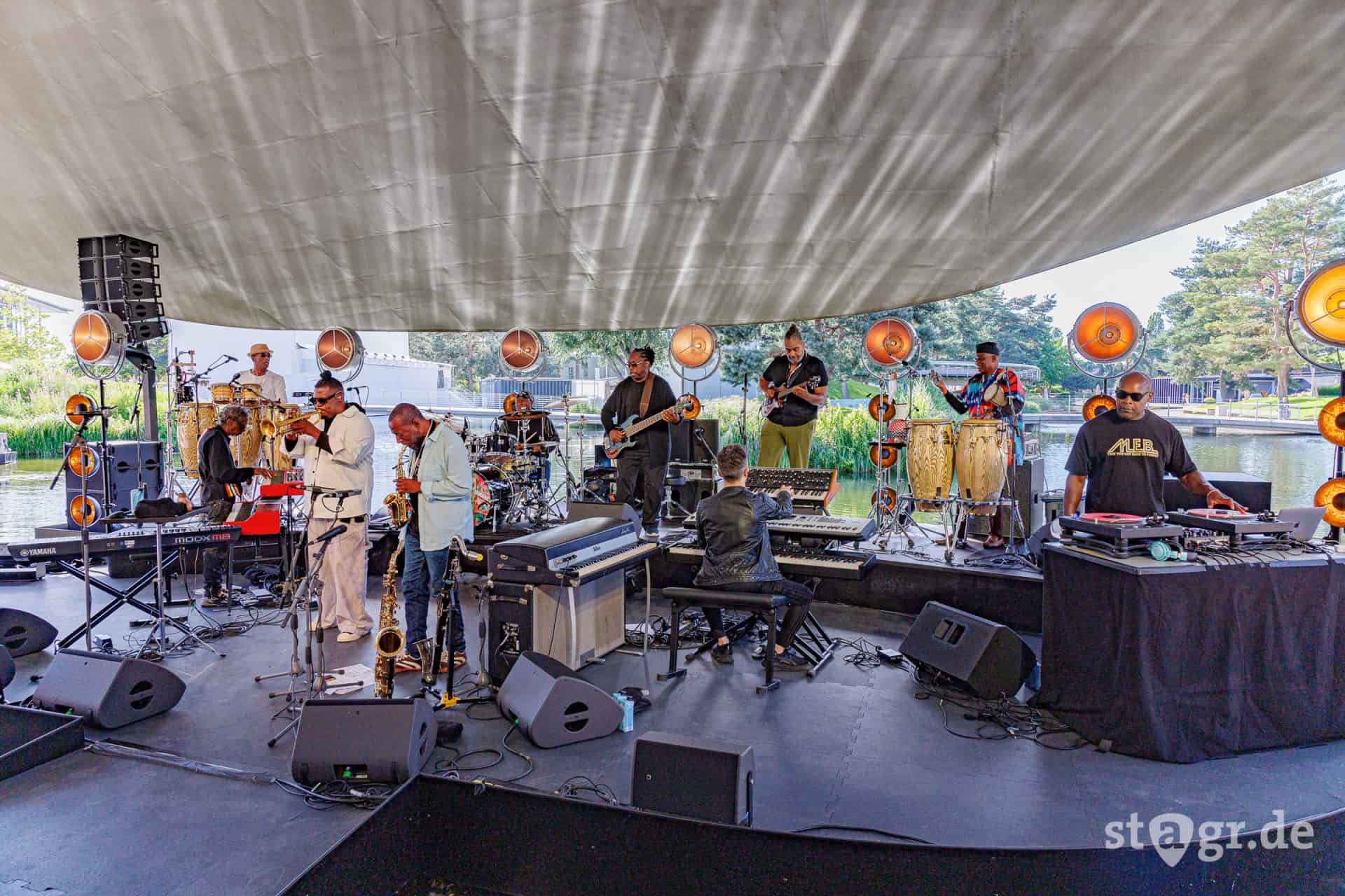 Miles Electric Band (M.E.B.) traten am Mittwoch, den 8. Juli 2026 in der Autostadt Wolfsburg auf.