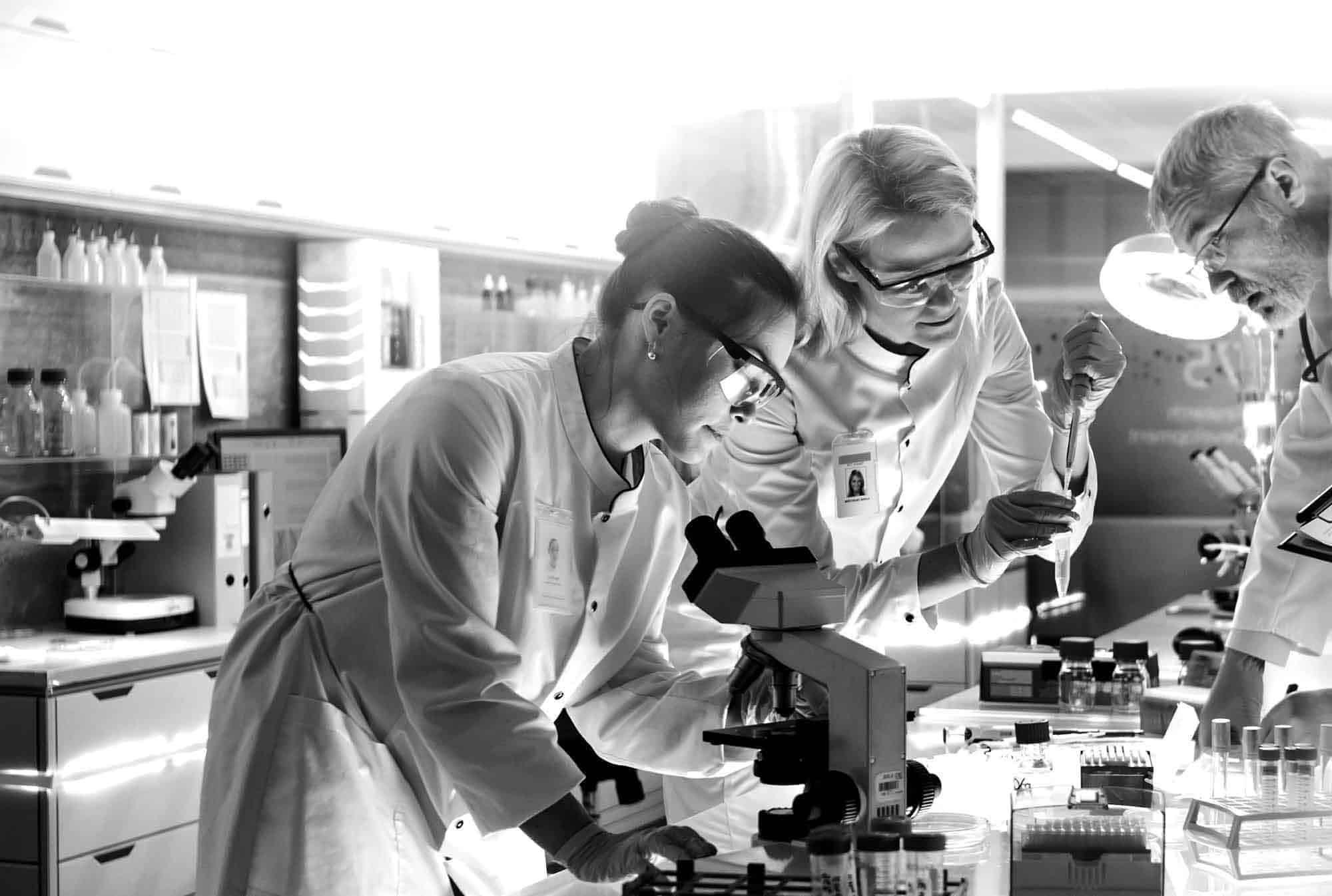 WE PROTECT INNOVATIVE TECHNOLOGY SO YOUR BUSINESS REMAINS ON THE CUTTING EDGE.
