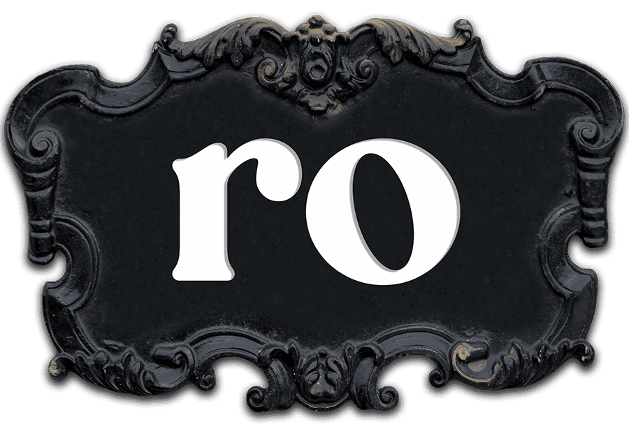 Ro logo, link home.