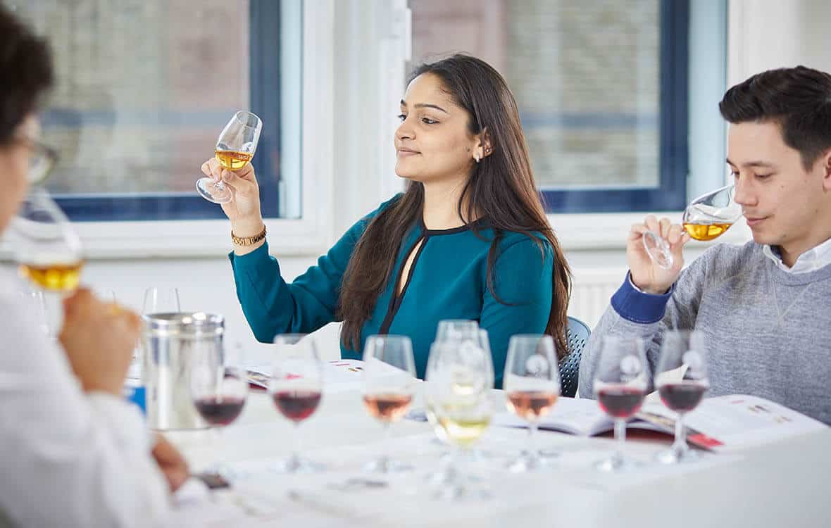 WSET-Valentine's-gift-wine-course