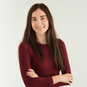 Andrea's headshot - Emjoy's CEO.png 