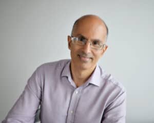 Anish Kapoor headshot 1 (1)