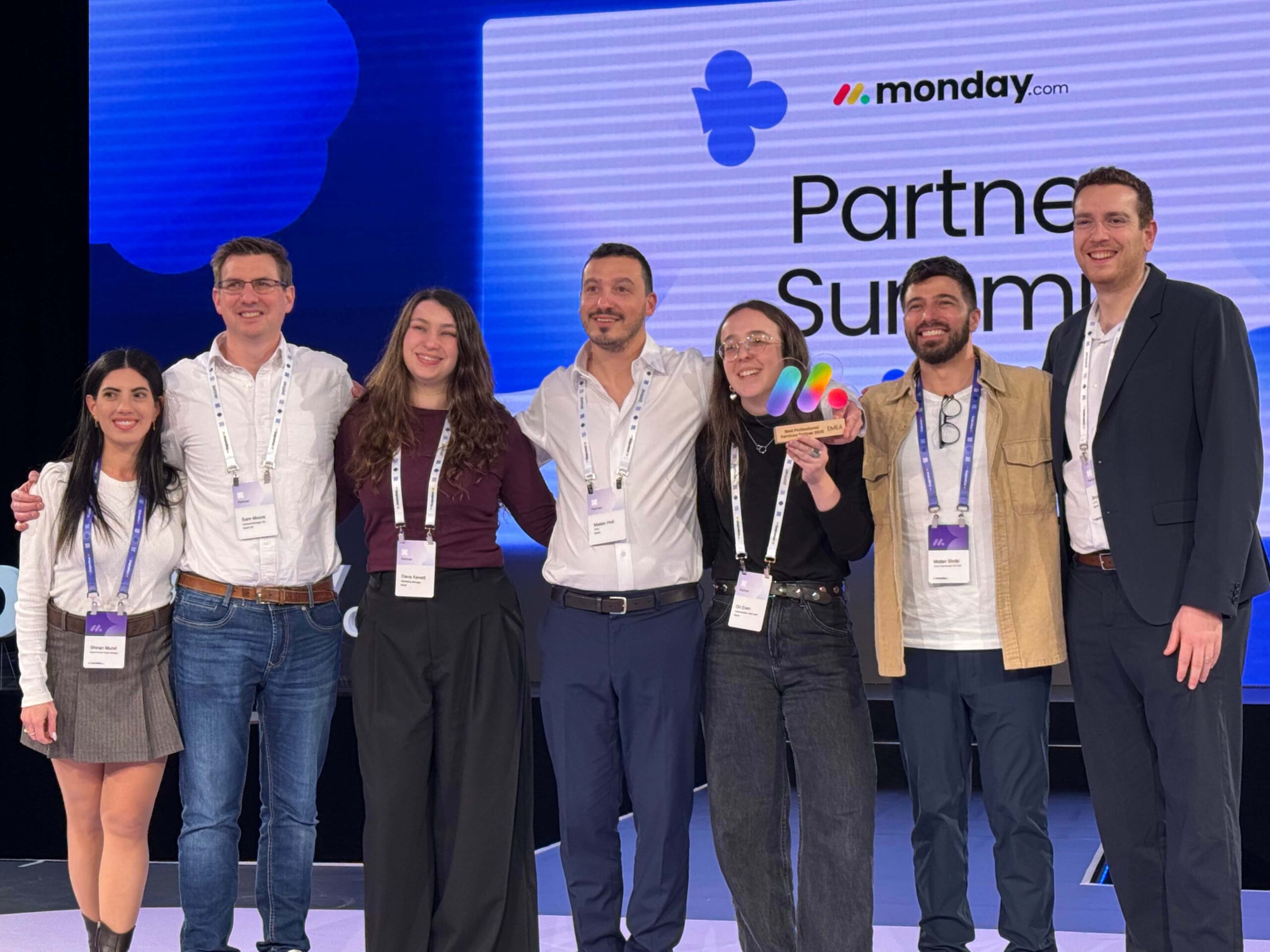 boost-award-monday-com